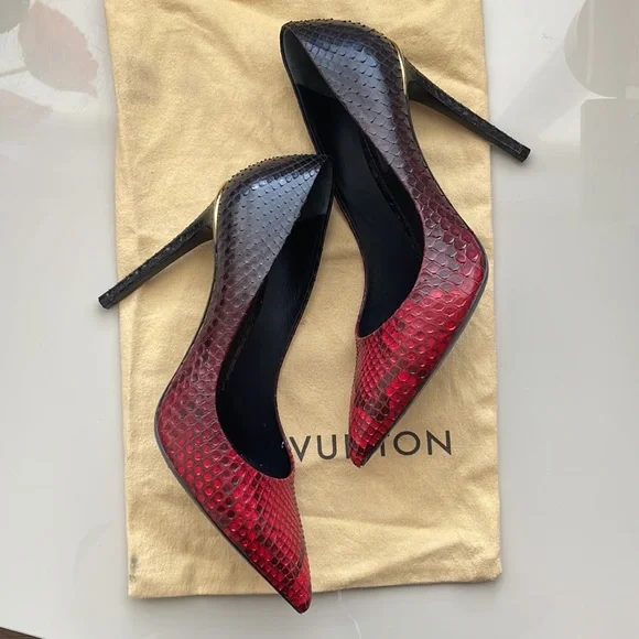 Louis Vuitton Python Eyeline Pointed Toe Pumps Size 37 - Picture 4 of 7